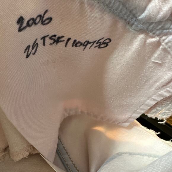 RE/DONE x Levi's Collaboration The Short in Pink Size 25 NWT - Picture 9 of 10